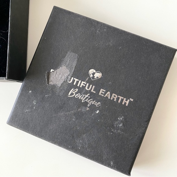 Beautiful Earth Gold and Multi Stone Wreath Stud Earrings - Picture 6 of 7